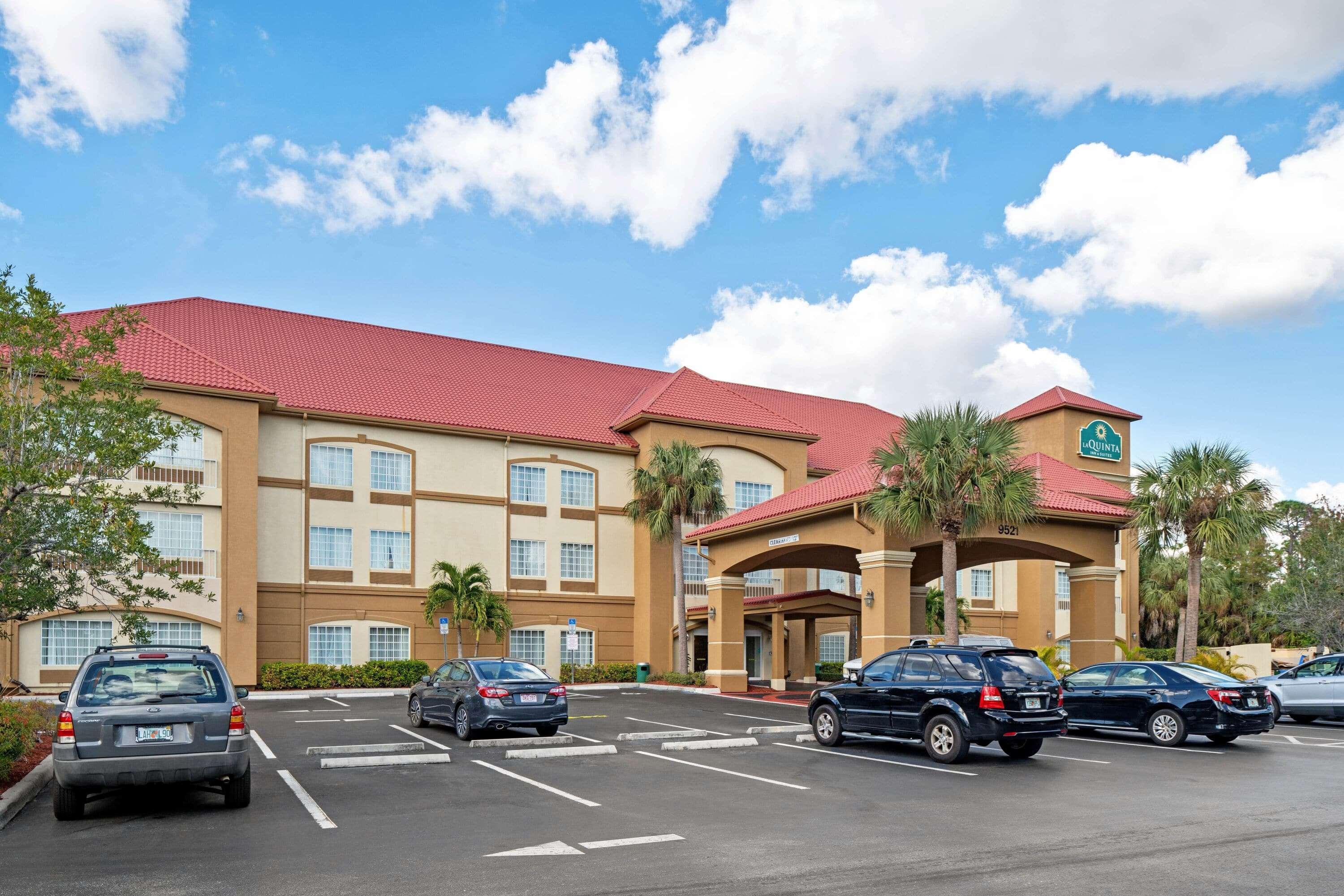 La Quinta Inn And Suites Fort Myers I-75 Eksteriør billede