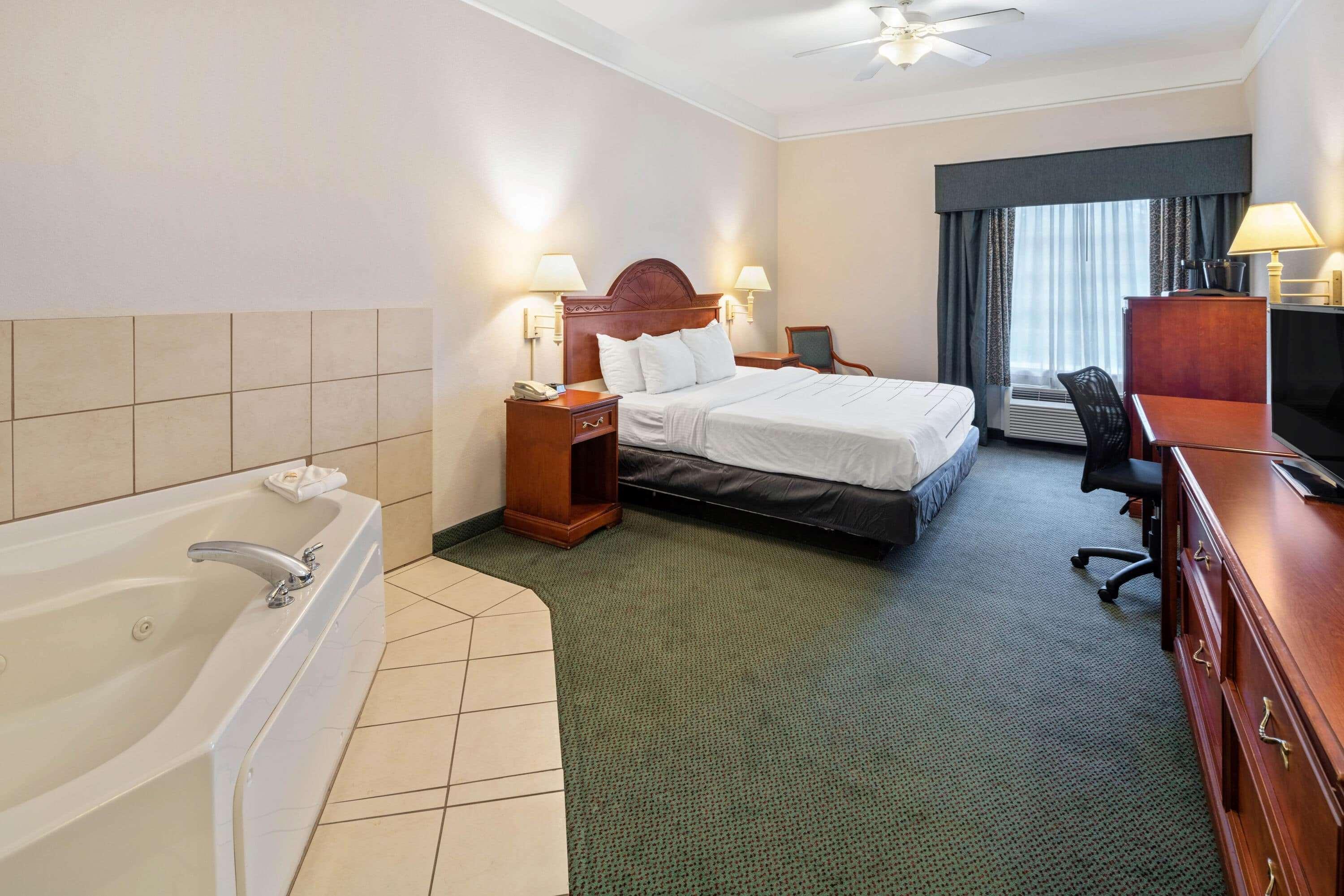 La Quinta Inn And Suites Fort Myers I-75 Eksteriør billede