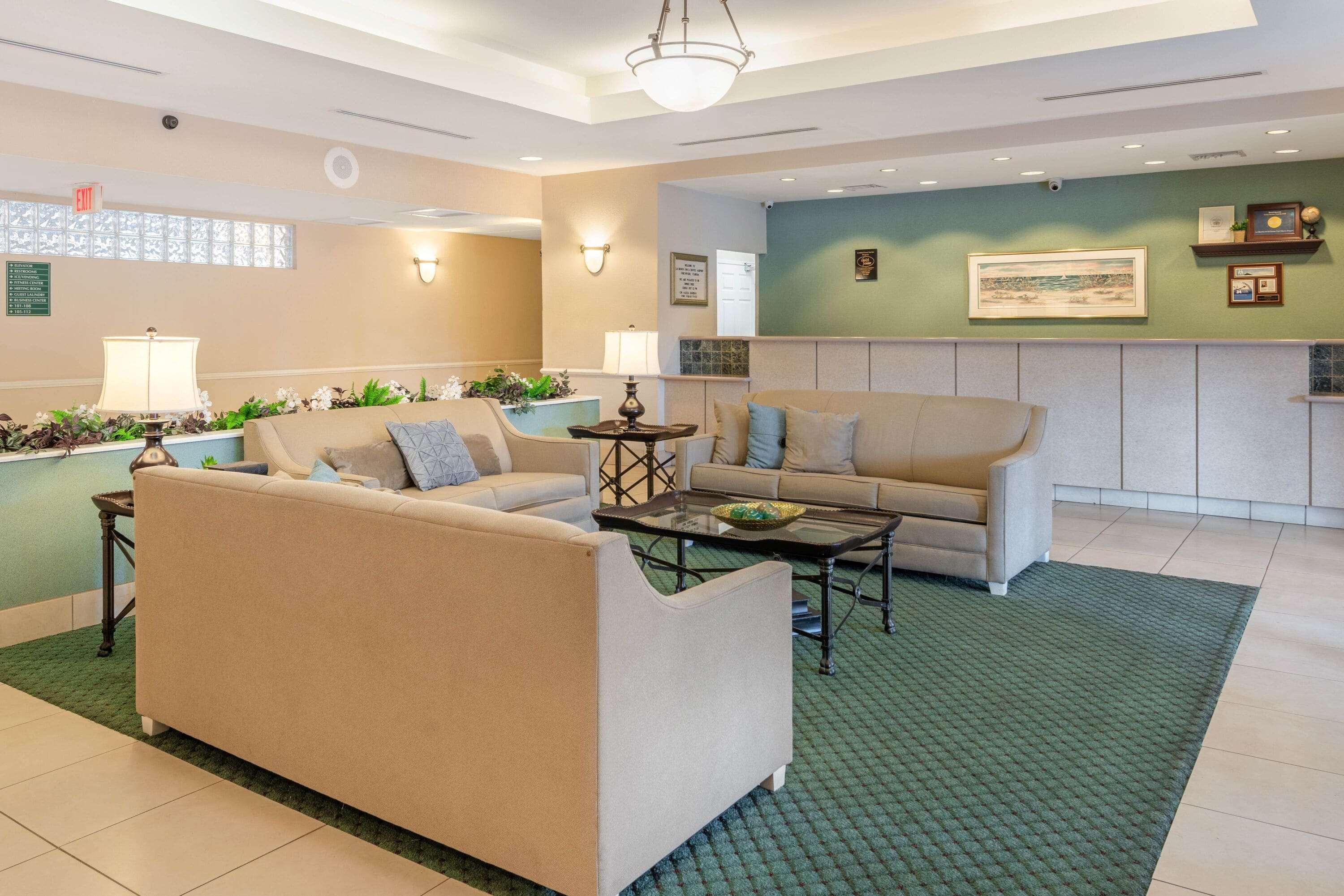 La Quinta Inn And Suites Fort Myers I-75 Eksteriør billede
